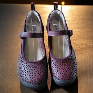 JBU by Jambu Granada Mary Jane Flat Burgundy Women's Size 7M